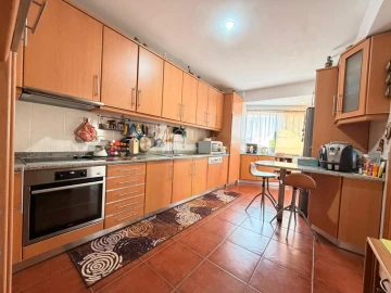 Apartamento T3 para Venda em Aver-O-Mar, Amorim e Terroso