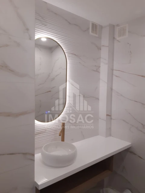 Apartamento T2 para Venda em Venteira