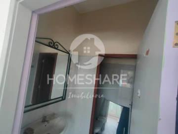 Loja para Arrendamento em Valongo