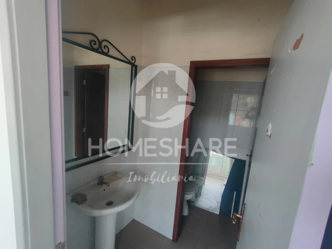 Loja para Arrendamento em Valongo Foto 4