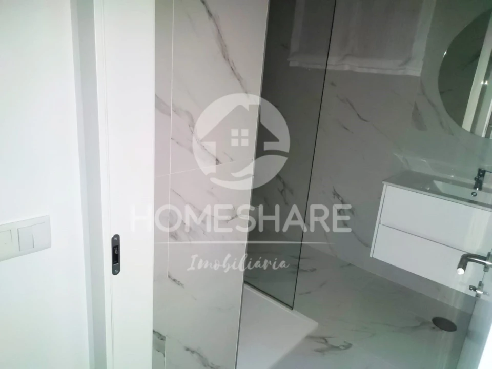 Apartamento T2 para Venda em Gandra Foto 15