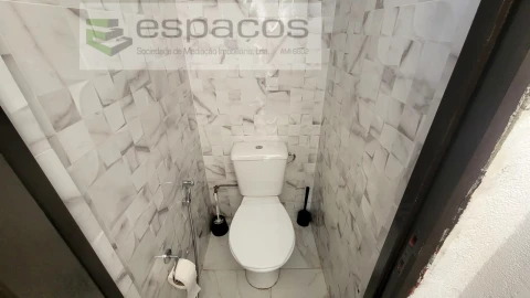 Apartamento para Venda em Queluz e Belas