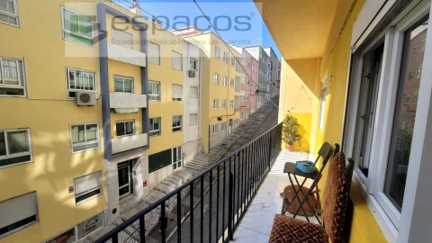 Apartamento para Venda em Queluz e Belas