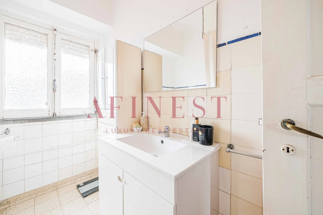 Moradia T5 para Venda em Carcavelos e Parede Foto 73