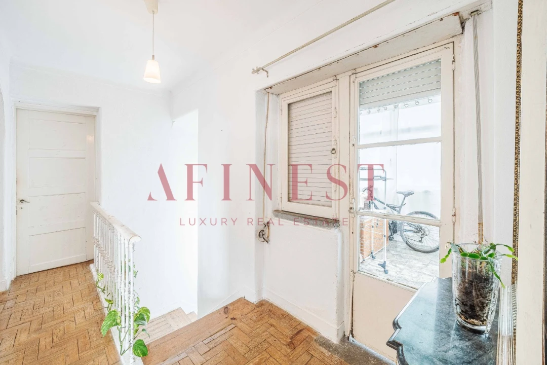 Moradia T5 para Venda em Carcavelos e Parede Foto 80