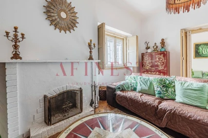 Moradia T5 para Venda em Carcavelos e Parede