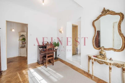 Moradia T5 para Venda em Carcavelos e Parede