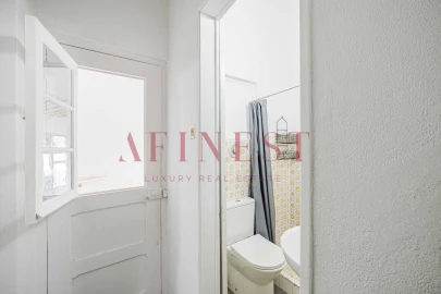 Moradia T5 para Venda em Carcavelos e Parede