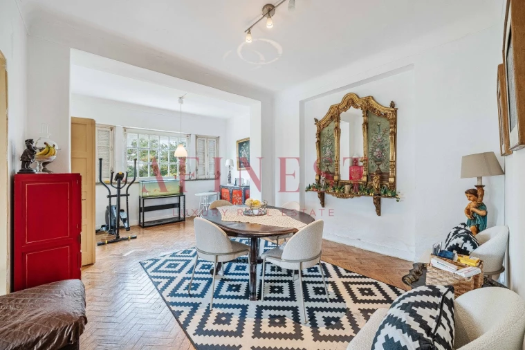 Moradia T5 para Venda em Carcavelos e Parede Foto 19