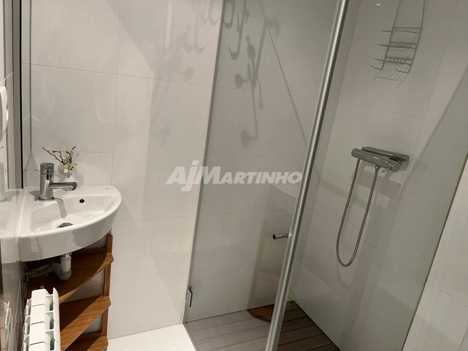 Apartamento T2 para Arrendamento em Nogueira, Fraião e Lamaçães Foto 11