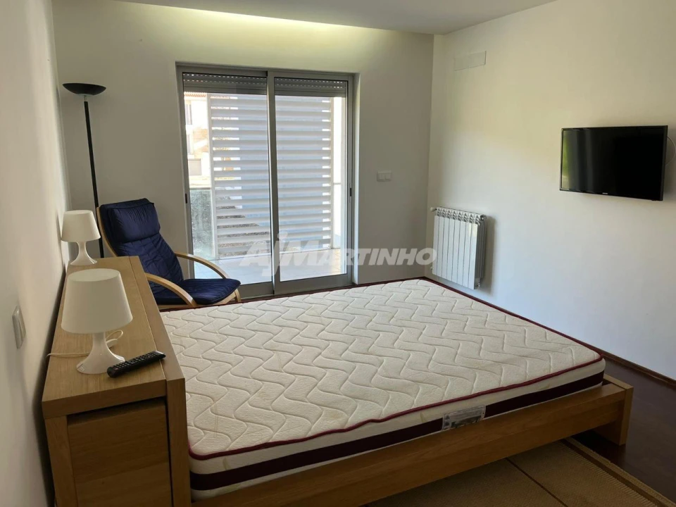 Apartamento T2 para Arrendamento em Nogueira, Fraião e Lamaçães Foto 15