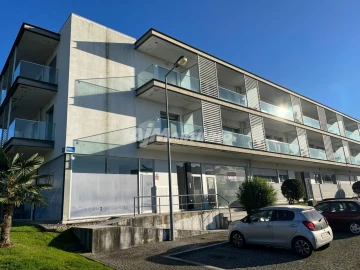 Apartamento T2 para Arrendamento em Nogueira, Fraião e Lamaçães