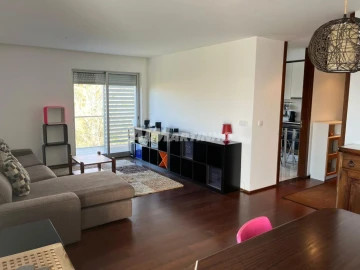 Apartamento T2 para Arrendamento em Nogueira, Fraião e Lamaçães