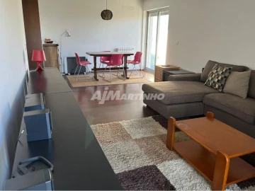 Apartamento T2 para Arrendamento em Nogueira, Fraião e Lamaçães