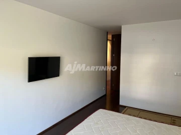 Apartamento T2 para Arrendamento em Nogueira, Fraião e Lamaçães