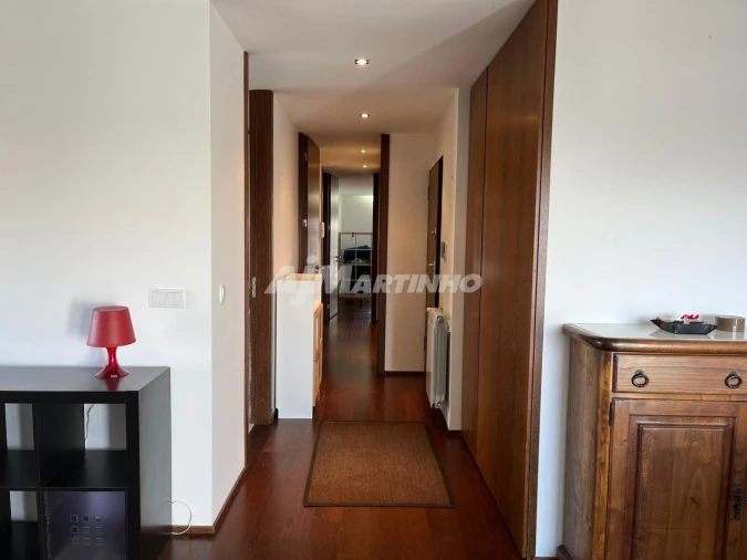 Apartamento T2 para Arrendamento em Nogueira, Fraião e Lamaçães Foto 8