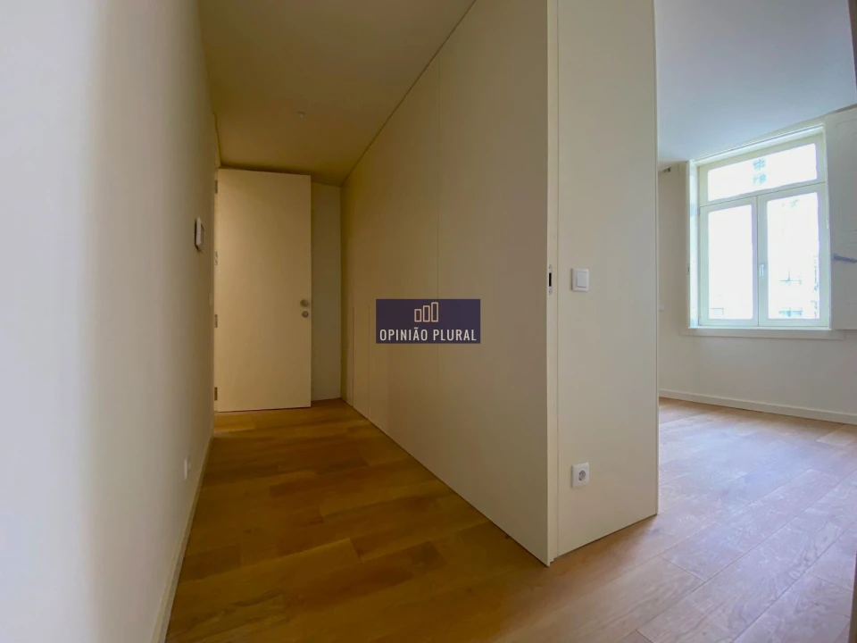 Apartamento T1 para Venda em Cedofeita, Santo Ildefonso, Sé, Miragaia, São Nicolau e Vitória Foto 2