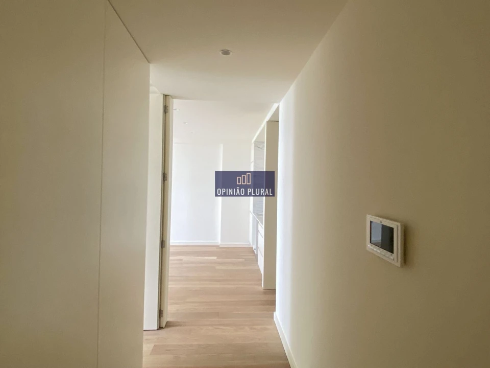 Apartamento T1 para Venda em Cedofeita, Santo Ildefonso, Sé, Miragaia, São Nicolau e Vitória Foto 4