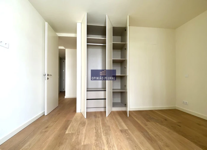 Apartamento T1 para Venda em Cedofeita, Santo Ildefonso, Sé, Miragaia, São Nicolau e Vitória Foto 18