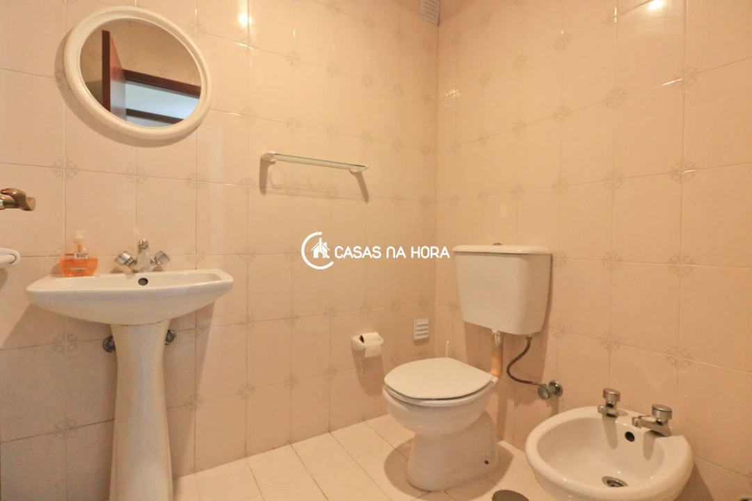 Apartamento T2 para Arrendamento em Aldoar, Foz do Douro e Nevogilde Foto 21