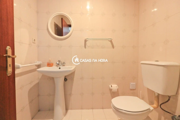 Apartamento T2 para Arrendamento em Aldoar, Foz do Douro e Nevogilde Foto 23