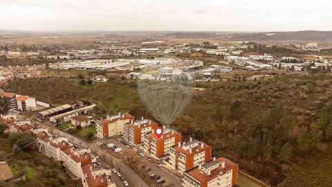 Apartamento T4 para Venda em Eiras e São Paulo de Frades