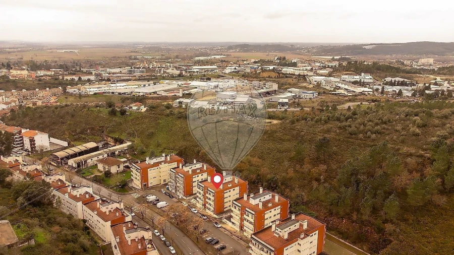 Apartamento T4 para Venda em Eiras e São Paulo de Frades Foto 3