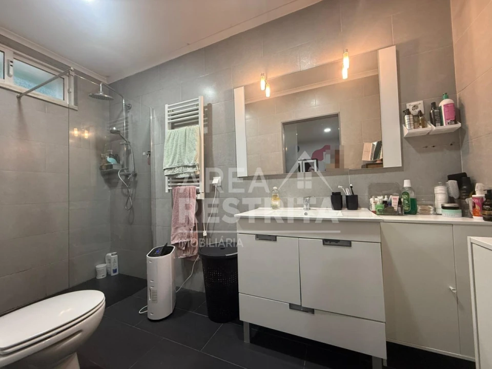 Moradia T3 para Venda em Fernao Ferro Foto 23