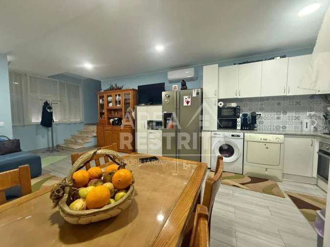 Moradia T3 para Venda em Fernao Ferro Foto 3