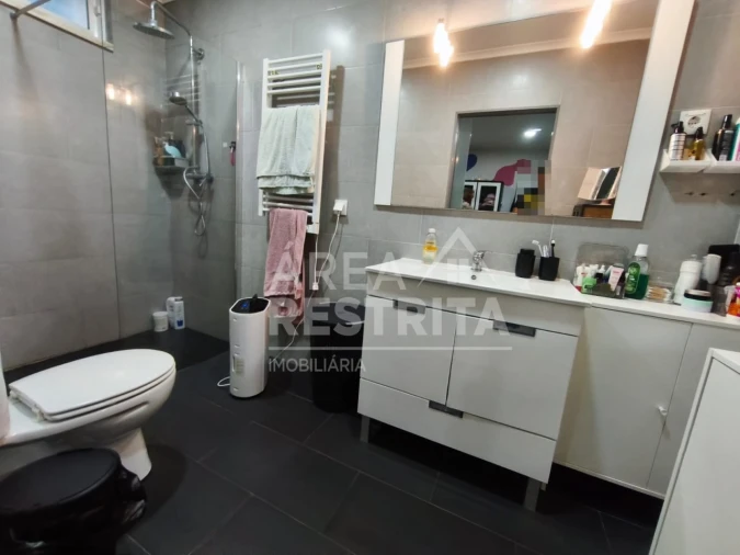 Moradia T3 para Venda em Fernao Ferro Foto 24