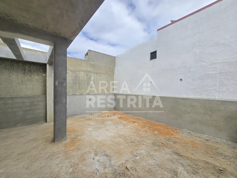 Moradia T3 para Venda em Fernao Ferro Foto 6