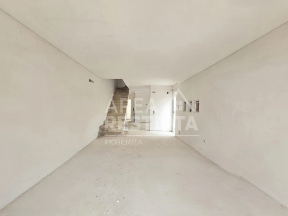 Moradia T3 para Venda em Fernao Ferro Foto 8