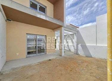 Moradia T3 para Venda em Fernao Ferro