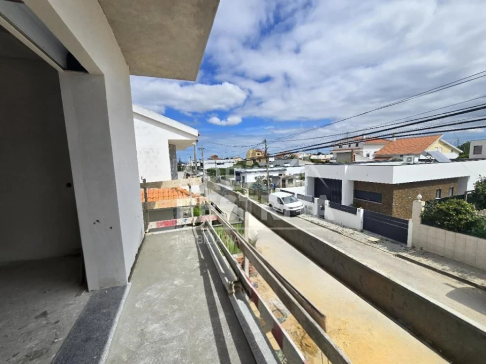 Moradia T3 para Venda em Fernao Ferro Foto 18