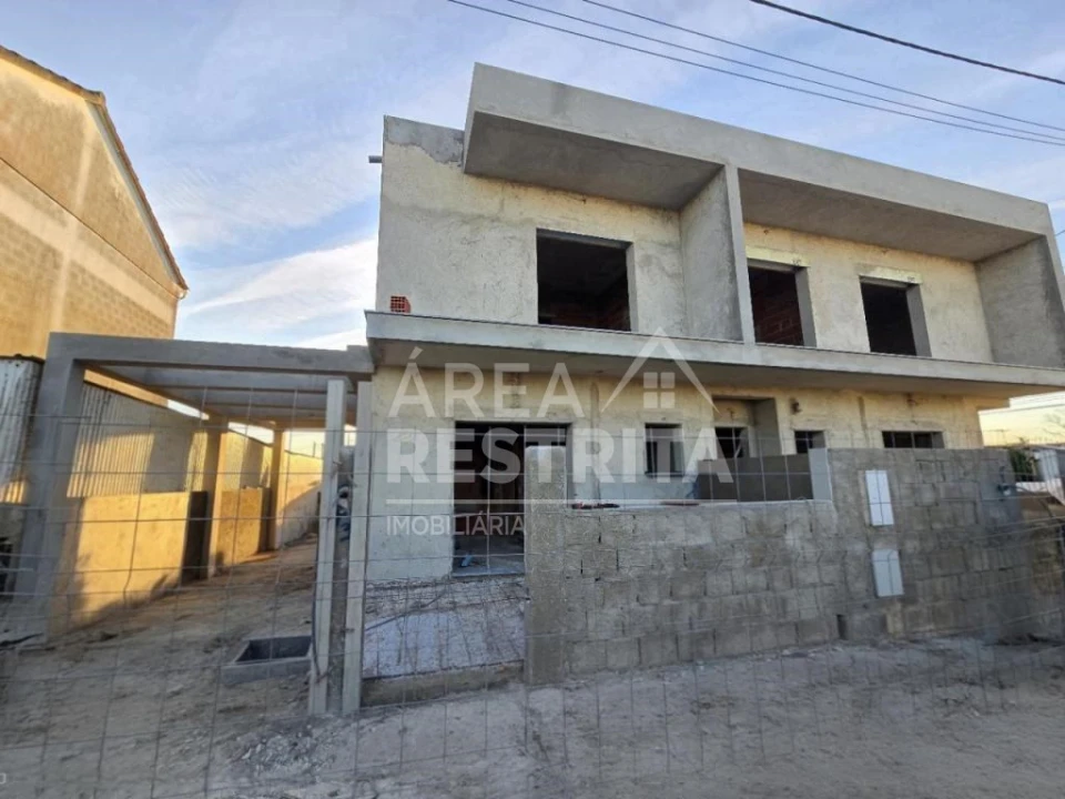 Moradia T3 para Venda em Fernao Ferro Foto 2