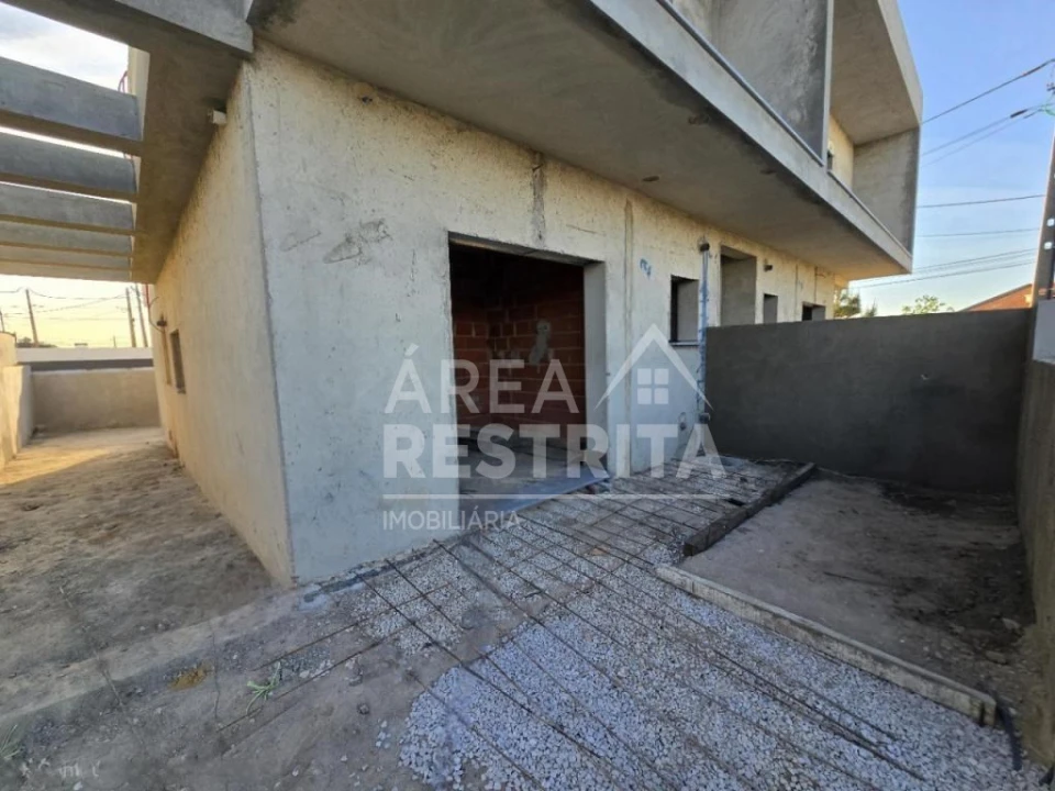 Moradia T3 para Venda em Fernao Ferro Foto 3