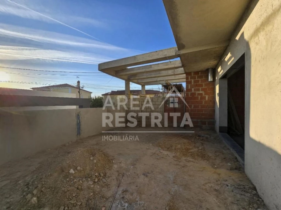 Moradia T3 para Venda em Fernao Ferro Foto 5