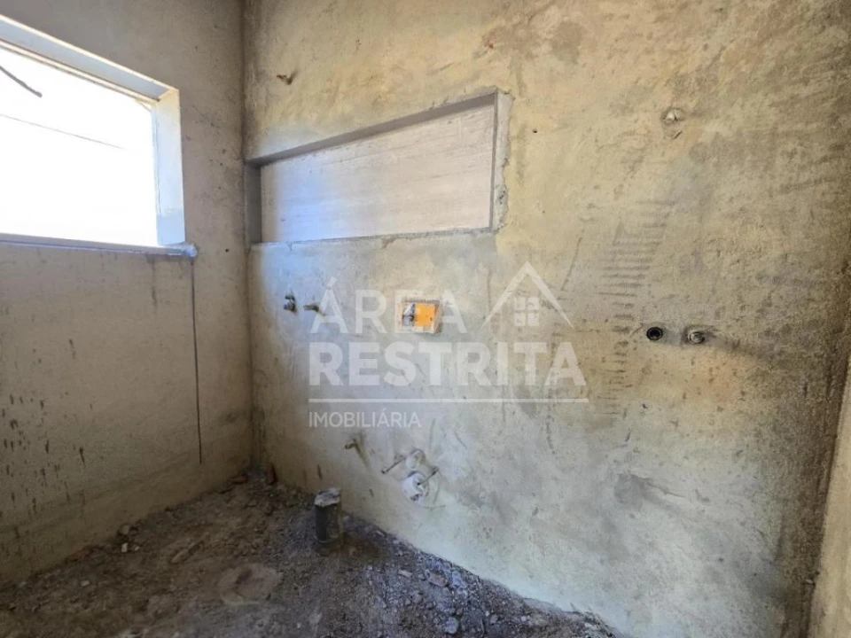 Moradia T3 para Venda em Fernao Ferro Foto 18