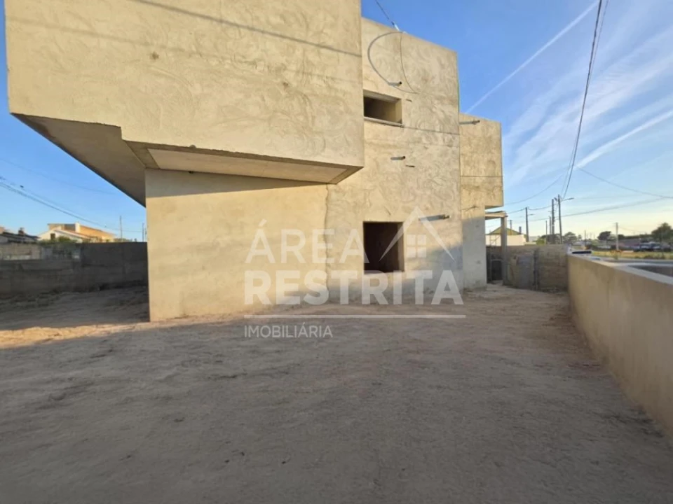 Moradia T4 para Venda em Fernao Ferro Foto 6