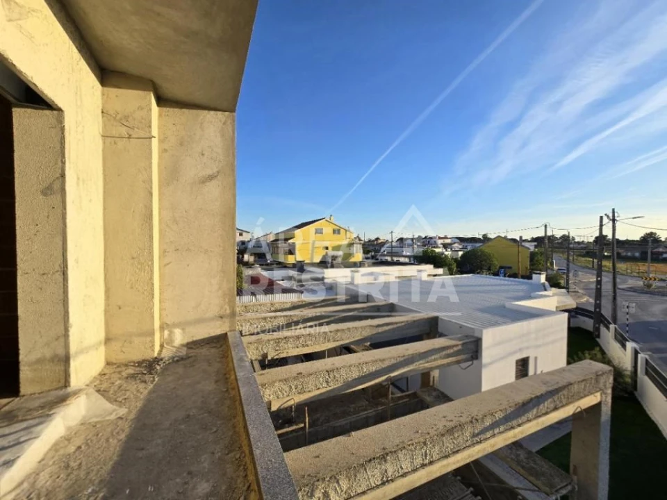 Moradia T4 para Venda em Fernao Ferro Foto 17