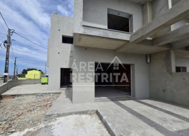 Moradia T4 para Venda em Fernao Ferro