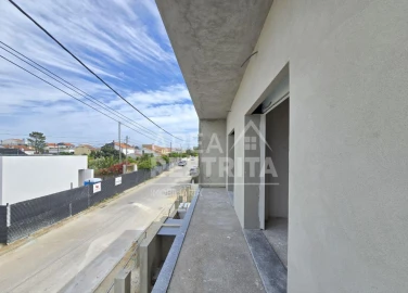 Moradia T4 para Venda em Fernao Ferro