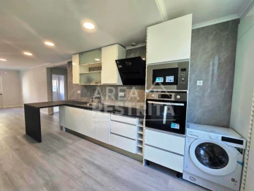 Apartamento T2 para Venda em Benfica