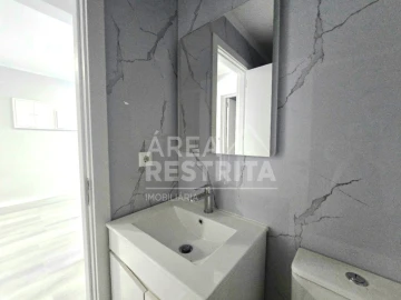 Apartamento T2 para Venda em Benfica