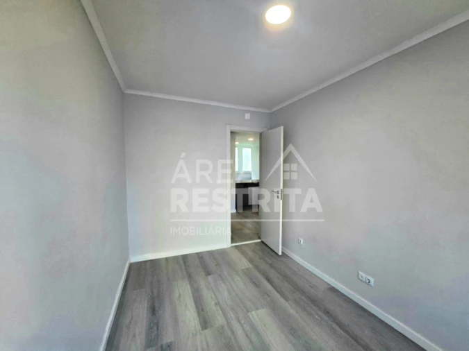 Apartamento T2 para Venda em Benfica Foto 9