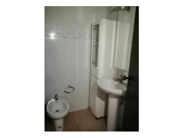 Moradia T1 para Venda em Santa Maria da Devesa