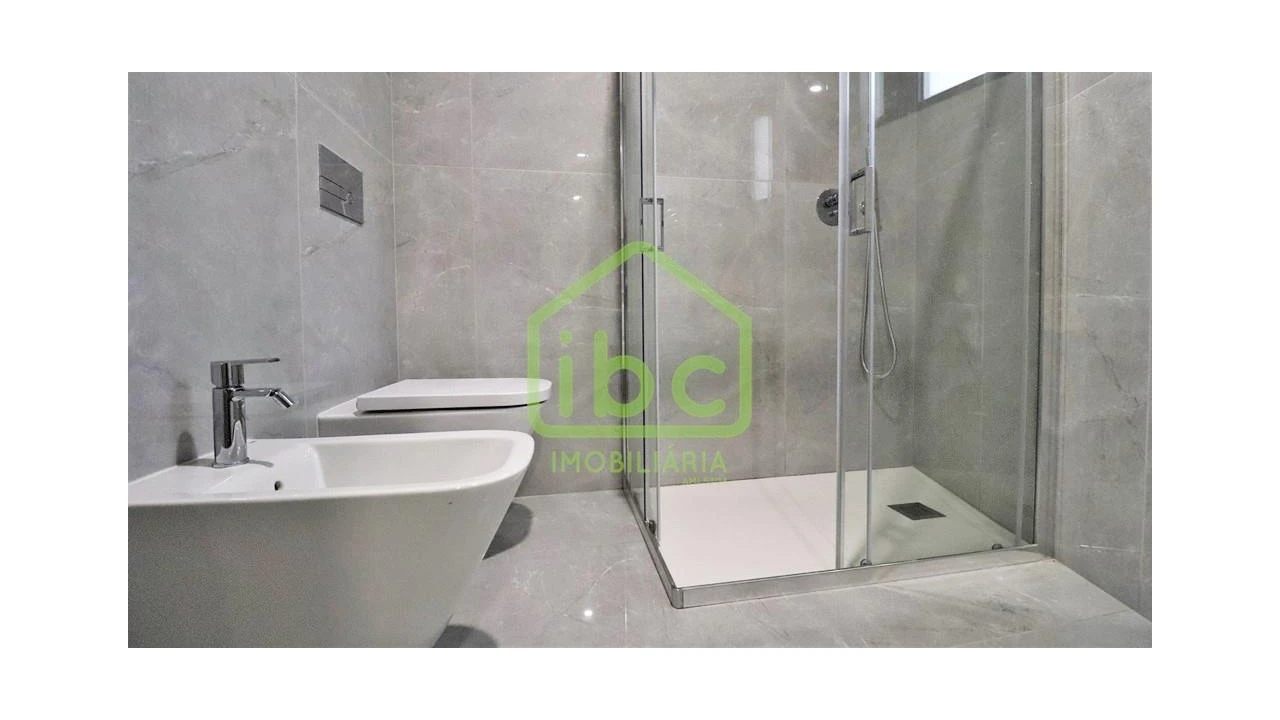 Apartamento T4 para Venda em Póvoa de Varzim, Beiriz e Argivai Foto 6