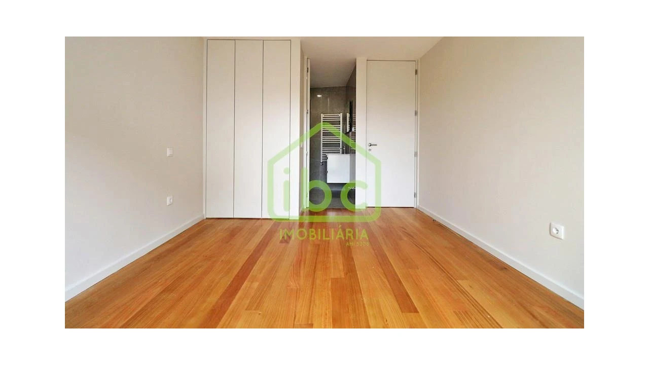Apartamento T4 para Venda em Póvoa de Varzim, Beiriz e Argivai Foto 4