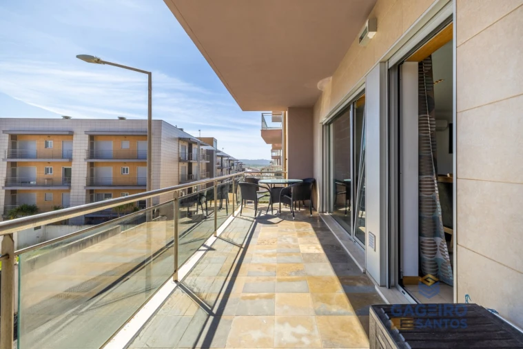 Apartamento T2 para Venda em São Martinho do Porto Foto 7