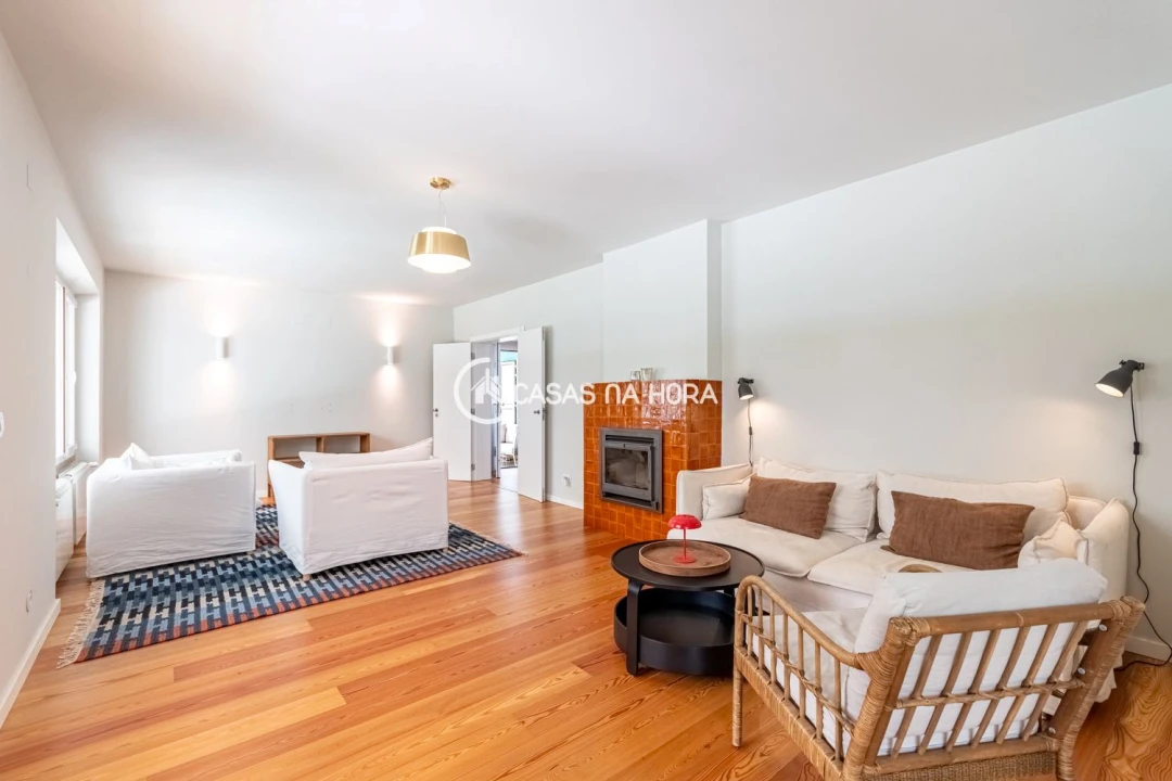 Moradia T6 para Arrendamento em Carcavelos e Parede Foto 6